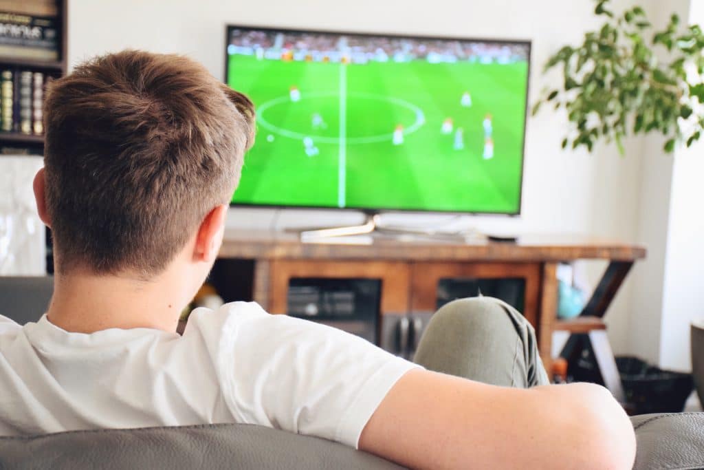 D'autres compétitions de foot reportées ?