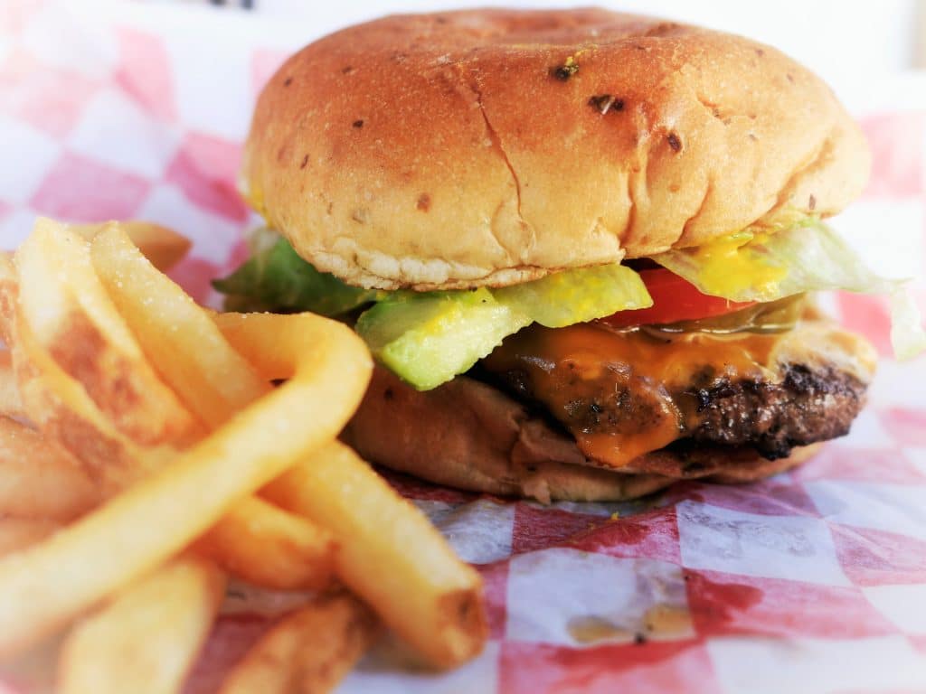 5 meilleurs foodtrucks de hamburgers à Paris