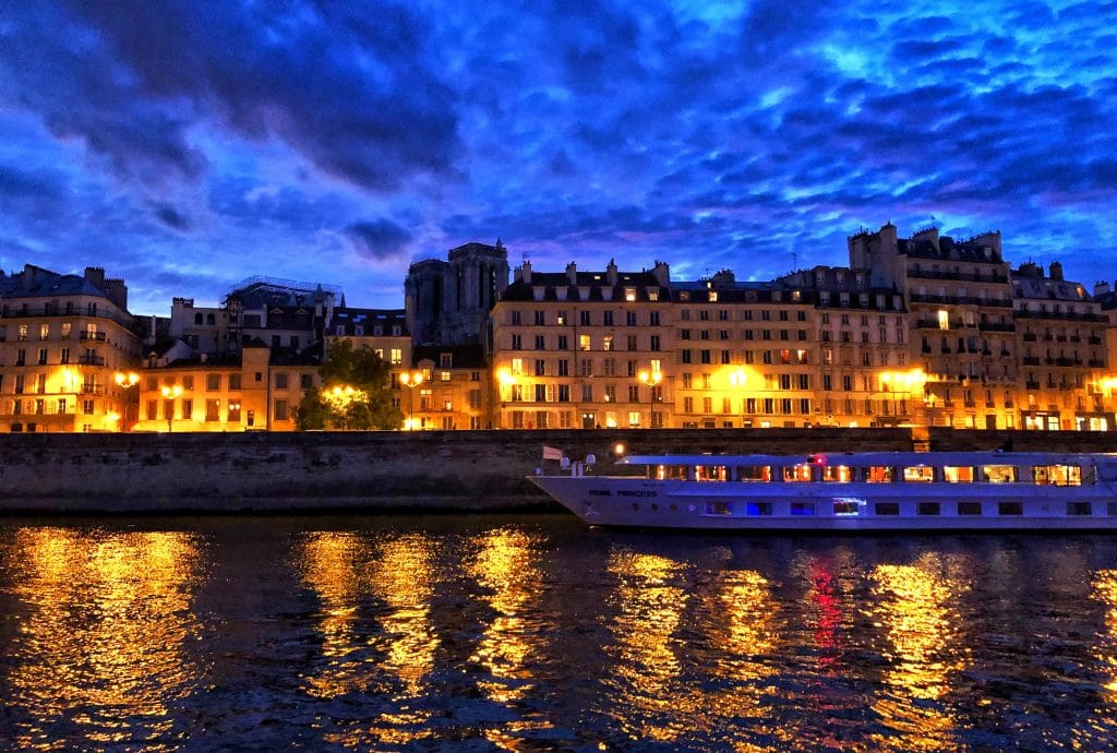 Réserver à l'avance votre dîner à Paris