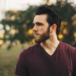 De bons conseils pour choisir une coiffure simple, élégante et à la mode pour homme