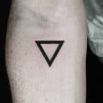 Minimalist tattoo : l’art du petit tatouage, éphémère ou durable