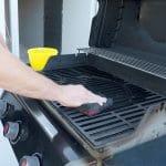 Comment nettoyer un barbecue électrique ?