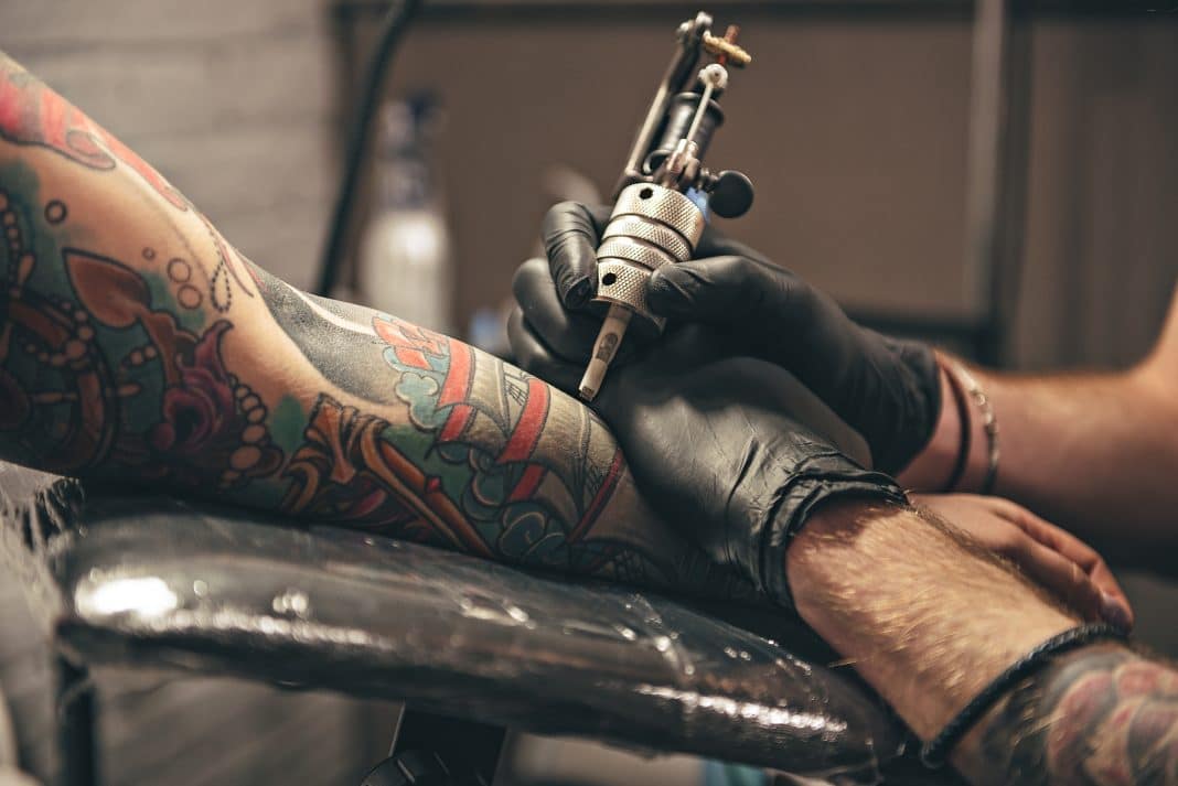 comment recouvrir un tatouage