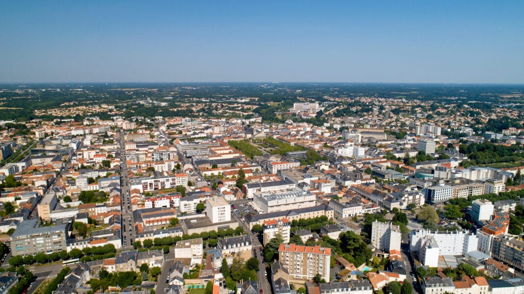 Vivre à la Roche-sur-Yon : pourquoi choisir cette ville de Vendée ?