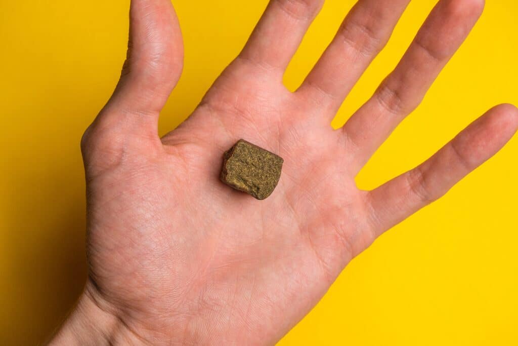 La résine de CBD : est-ce la même chose que la résine de cannabis ?