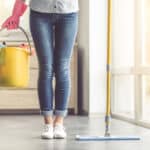 Hospitalisation à domicile : pourquoi demander une aide ménagère ?