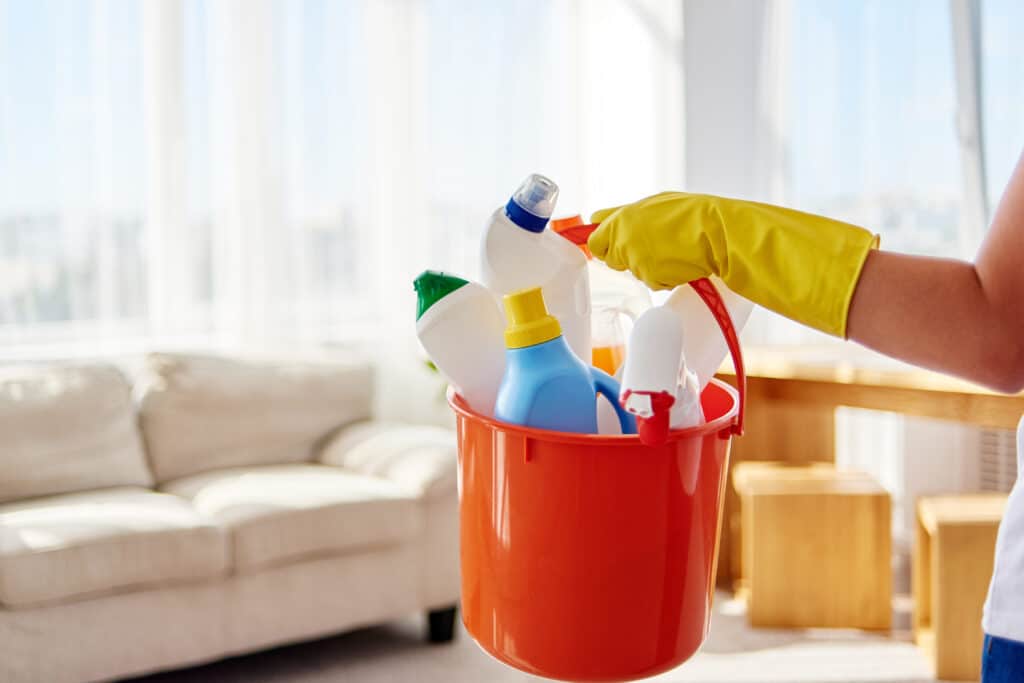 Quelles sont les tâches d'une femme de ménage ?