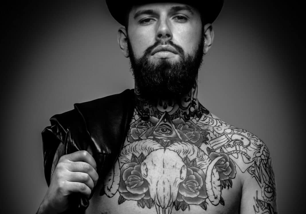 Astuces pour bien entretenir le tatouage homme