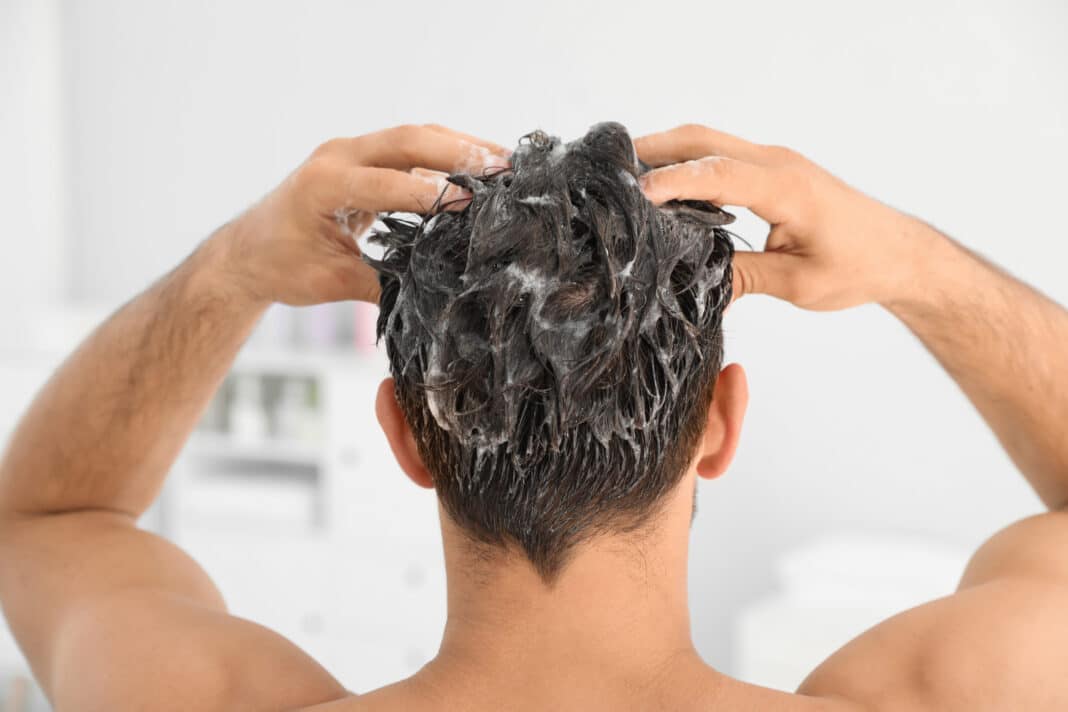 Comment choisir son shampoing pour homme ?