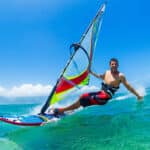 Quels sont les plus beaux endroits pour faire du windsurf en France ?