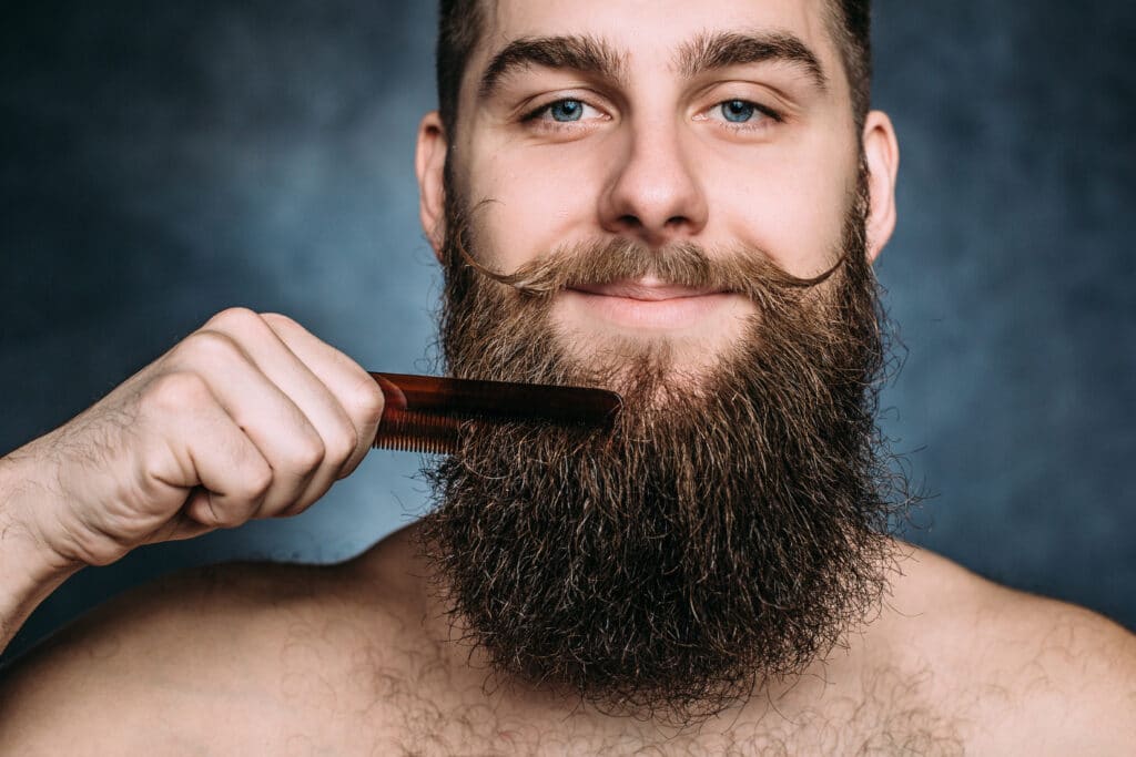 Comment utiliser correctement une brosse à barbe ?
